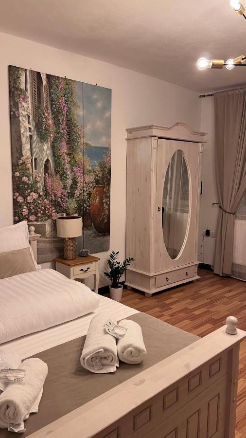 Charming Apartament Sibiu Exterior photo