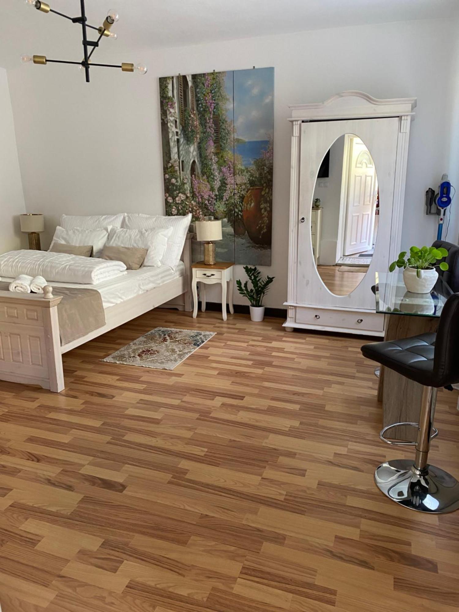 Charming Apartament Sibiu Exterior photo